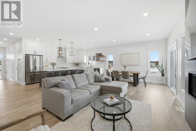 29467003/21-maxime-court/clarencerockland-twp/clarence-rockland/ontario/K0A2A0_10