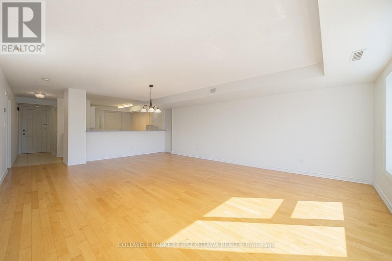 28960475/403-120-grant-carman-drive/borden-farmstewart-farmcarleton-heightsparkwood-hills/ottawa/ontario/K2E1C8_4