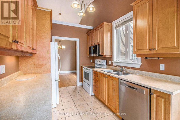 28448650/133-royal-landing-gate/north-grenville-twp-kemptville-south/north-grenville/ontario/K0G1J0_12
