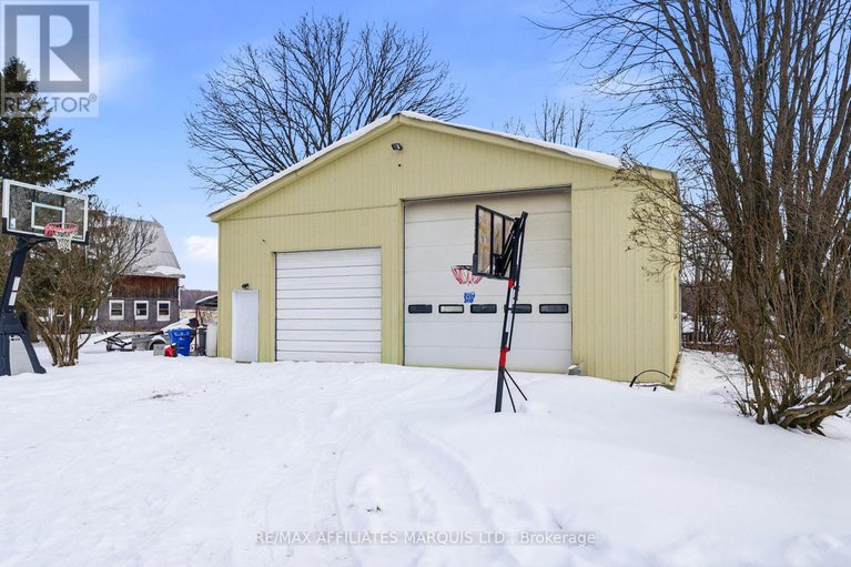 29341582/18645-county-2-road/south-glengarry-charlottenburgh-twp/south-glengarry/ontario/K6H5R5_35