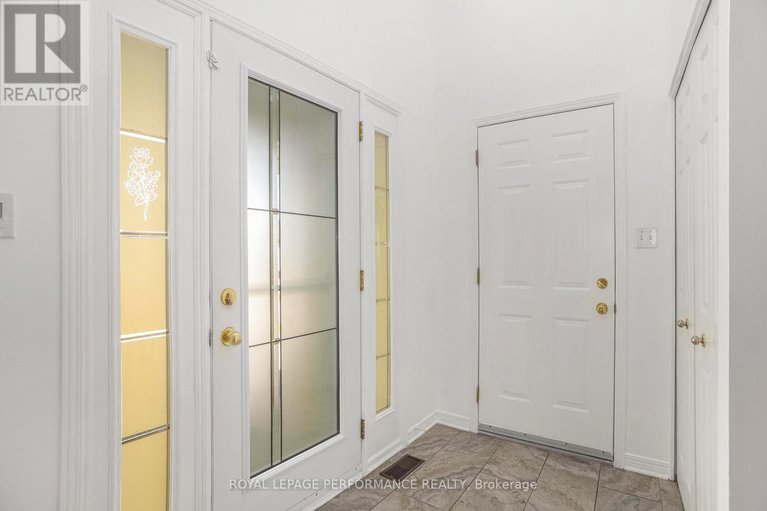 29035708/129-beaumont-avenue/town-of-rockland/clarence-rockland/ontario/K4K1R7_5