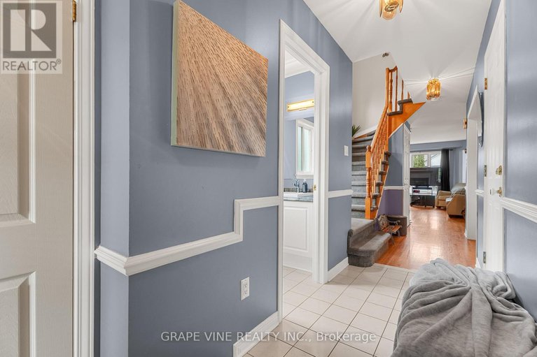 28300194/4316-owl-valley-drive/riverside-southgloucester-glen/ottawa/ontario/K1V1L3_6