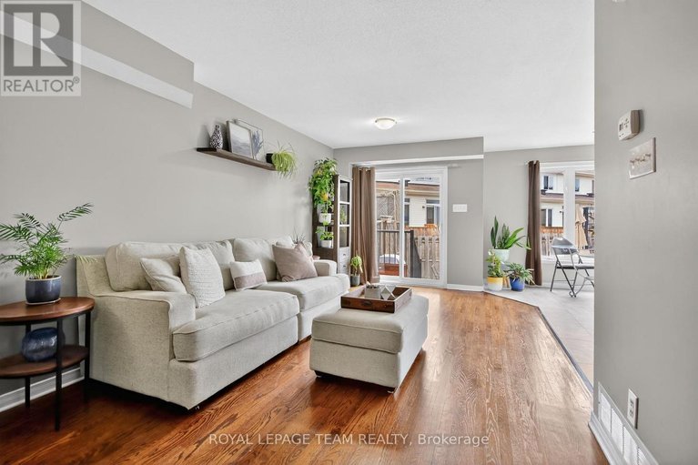 29473876/353-brigitta-street/emerald-meadowstrailwest/ottawa/ontario/K2S0H9_7