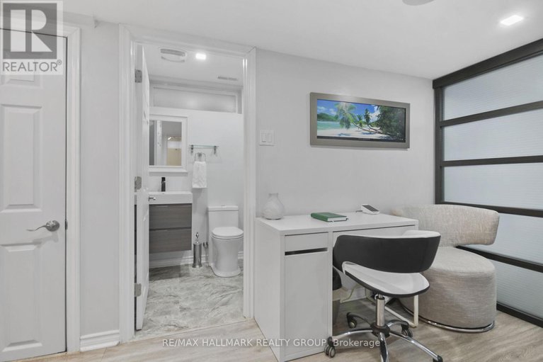 29216431/52-peacock-crescent/cedargrovefraserdale/ottawa/ontario/K2J3P7_31