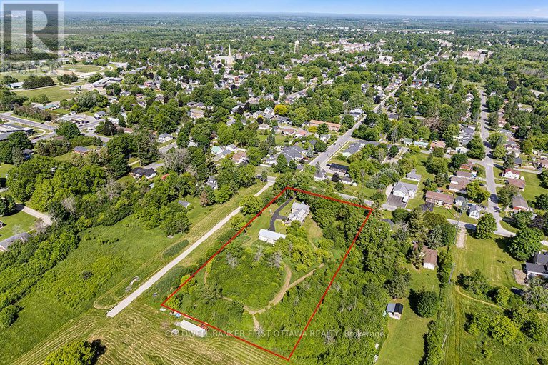 28148483/28-south-street/drummondnorth-elmsley-north-elmsley-twp/drummondnorth-elmsley/ontario/K7H2G1_44