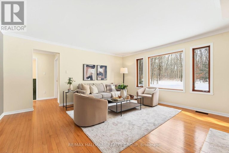 29431777/2349-brennan-park-drive/cumberland-west/ottawa/ontario/K4C1H6_13