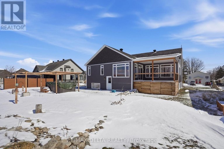 29501640/100-pendleton-street/vankleek-hill/champlain/ontario/K0B1R0_32