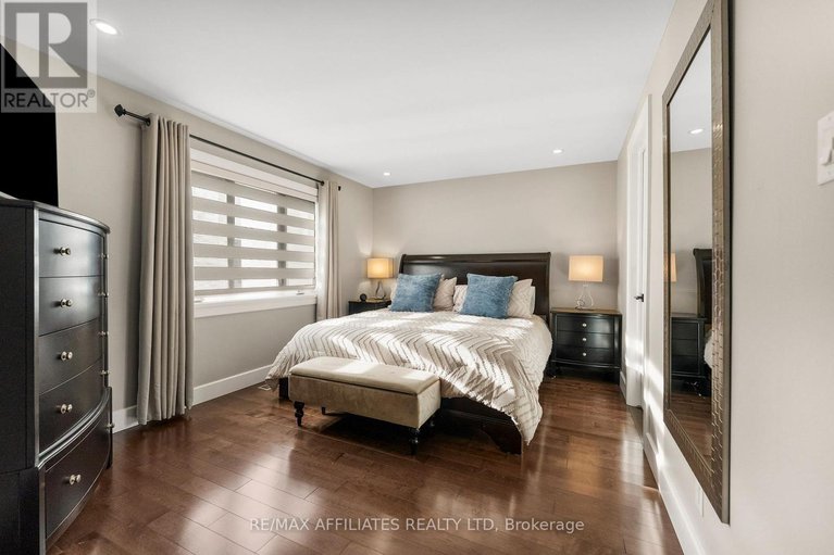 28965931/1813-elmridge-drive/beacon-hill-south/ottawa/ontario/K1J6S3_14