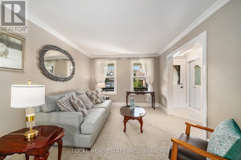 28613280/694-morewood-crescent/fallingbrookpineridge/ottawa/ontario/K4A2P7_6