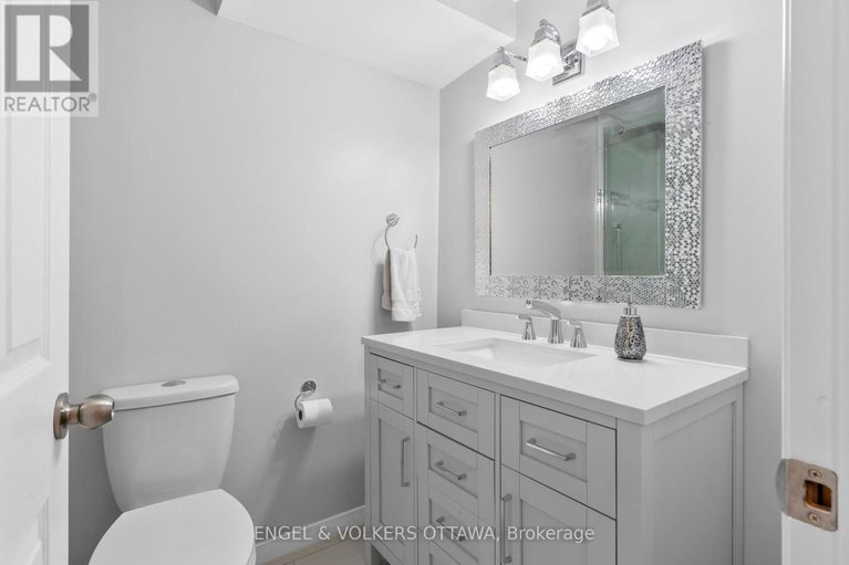 28459479/705-larcastle-circle/avalon-east/ottawa/ontario/K4A4Z2_41