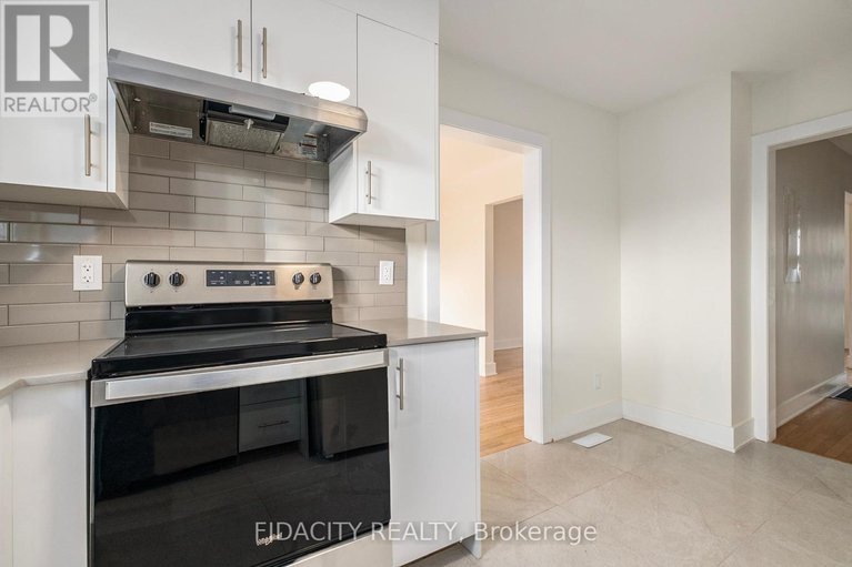 28516012/1030-maitland-avenue/braemar-park/ottawa/ontario/K2C2B6_10
