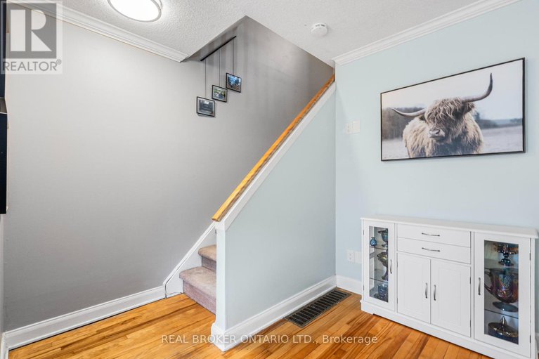 28925104/1003-silver-street/carlington/ottawa/ontario/K1Z6H8_16