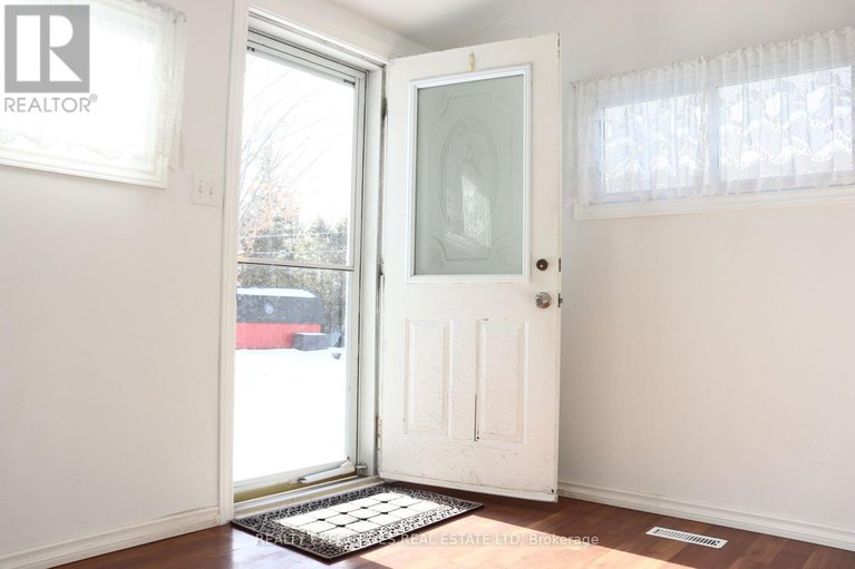 29181183/38-hummel-street/chesterville/north-dundas/ontario/K0C2K0_12