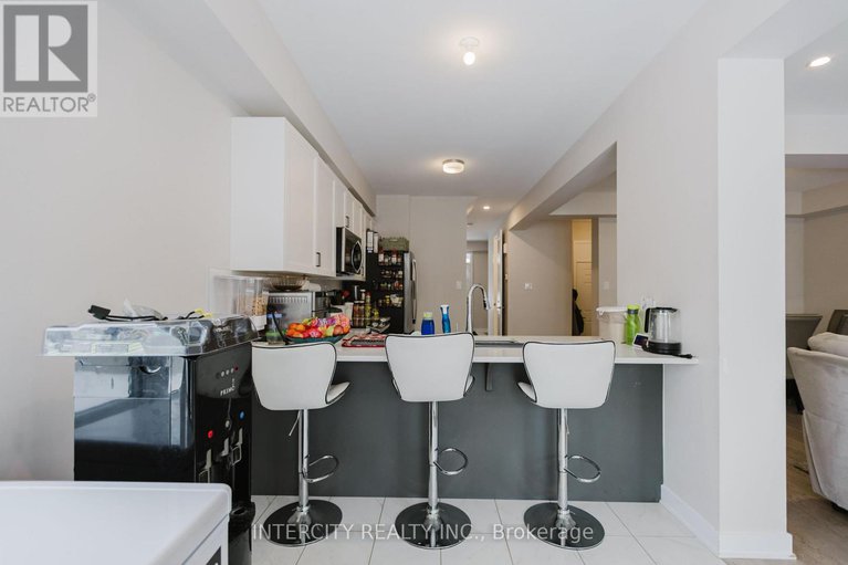 29302038/124-hackamore-crescent/goulbourn-twp-from-franktown-rdsouth-to-rideau/ottawa/ontario/K0A2Z0_18