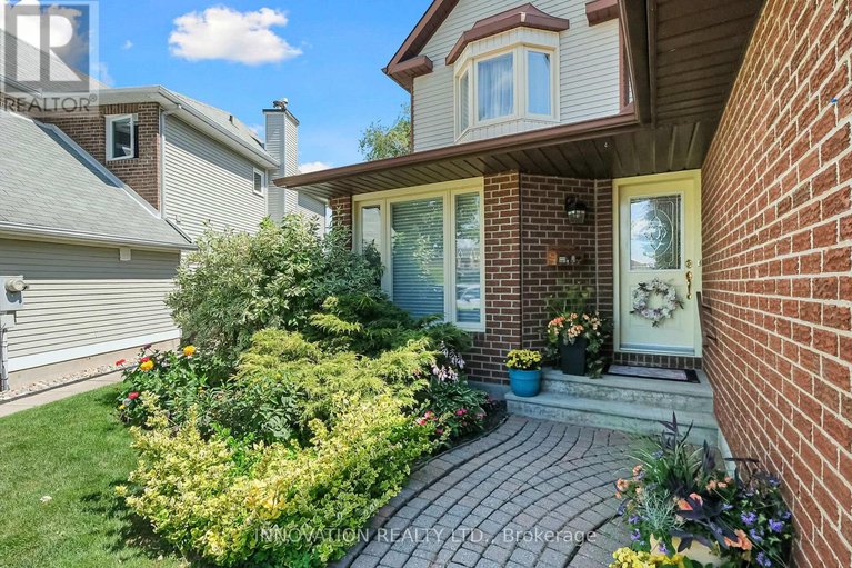 29674454/1698-teakdale-avenue/chapel-hill/ottawa/ontario/K1C6M4_3