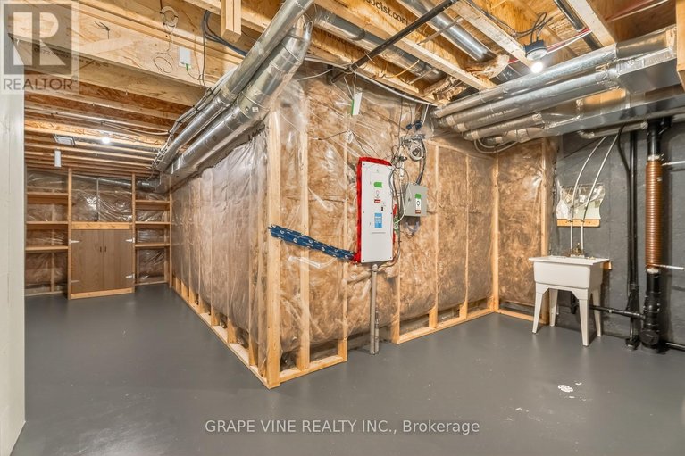 29618523/383-memorial-grove/riverside-southgloucester-glen/ottawa/ontario/K1X0C7_32