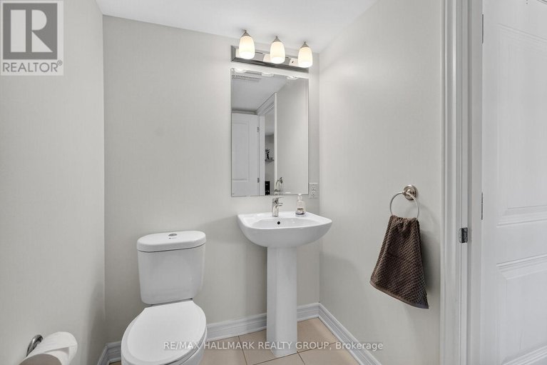 29080802/22-235-infusion-private/strandherd/ottawa/ontario/K2J5X2_7