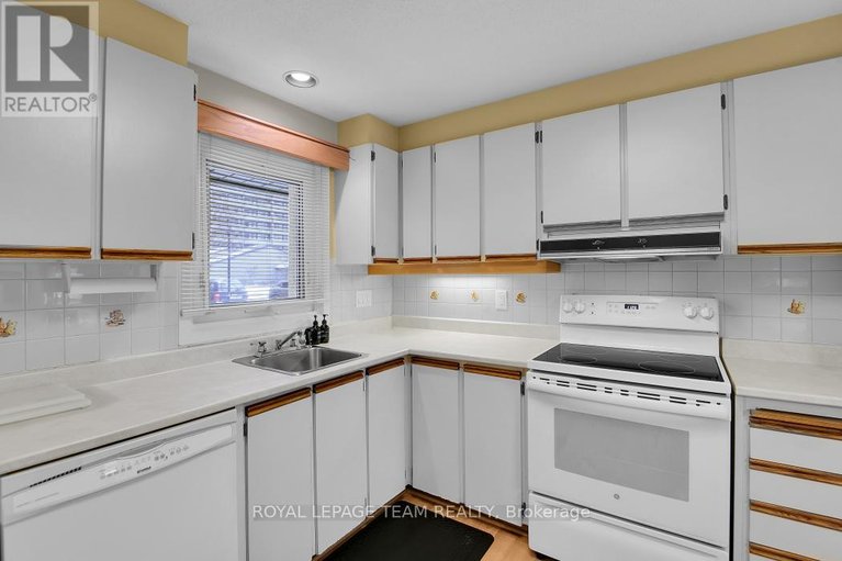 29224788/1137-ambleside-drive/woodroffe/ottawa/ontario/K2B8E2_13