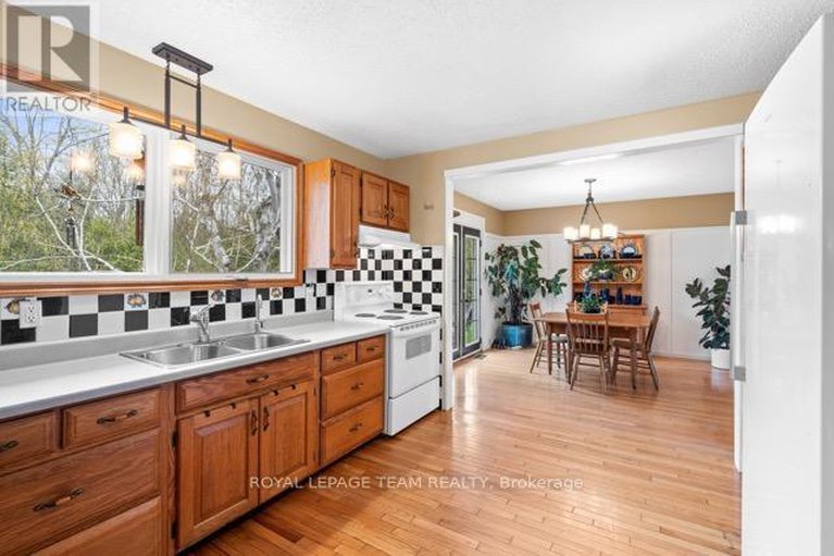 28998982/2915-county-rd-20-road/north-grenville-twp-kemptville-south/north-grenville/ontario/K0G1J0_14