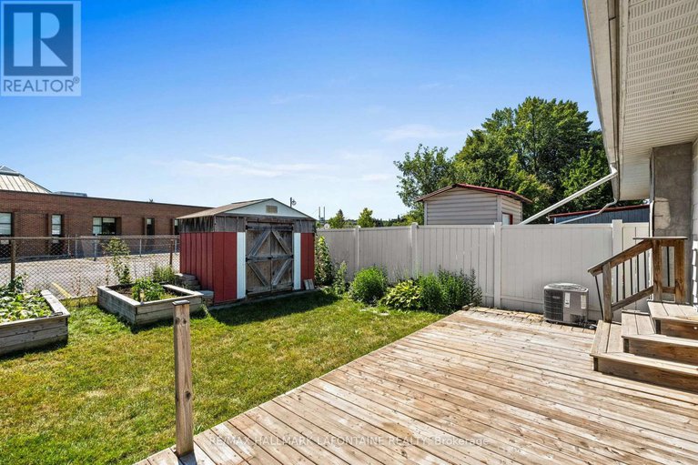 28771288/602-eastvale-drive/beacon-hill-north/ottawa/ontario/K1J6Z6_35