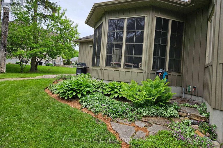 29630814/1-forest-hill-road/long-sault/south-stormont/ontario/K0C1P0_47