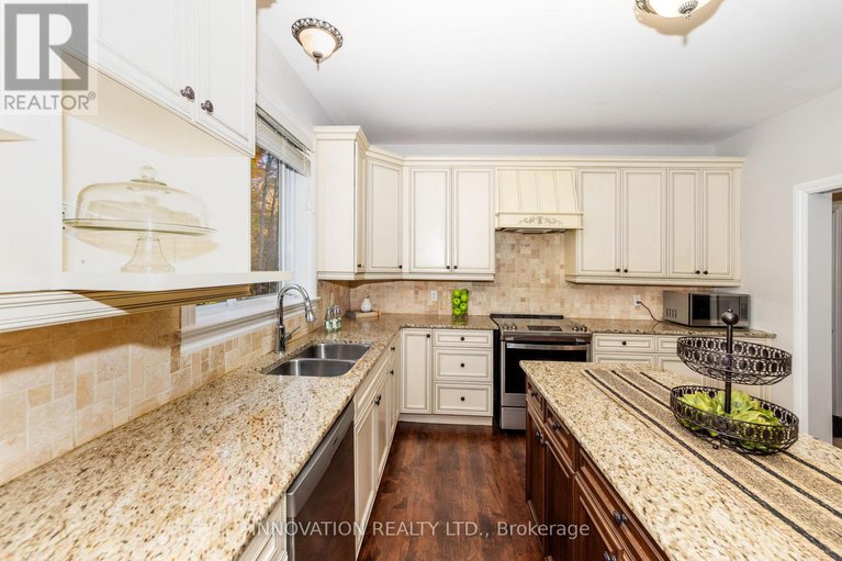 28992589/122-country-meadow-drive-s/huntley-ward-north-west/ottawa/ontario/K0A1L0_15