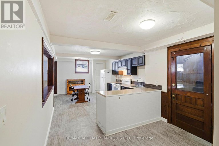 29323072/21-spruce-street/ingleside/south-stormont/ontario/K0C1M0_33