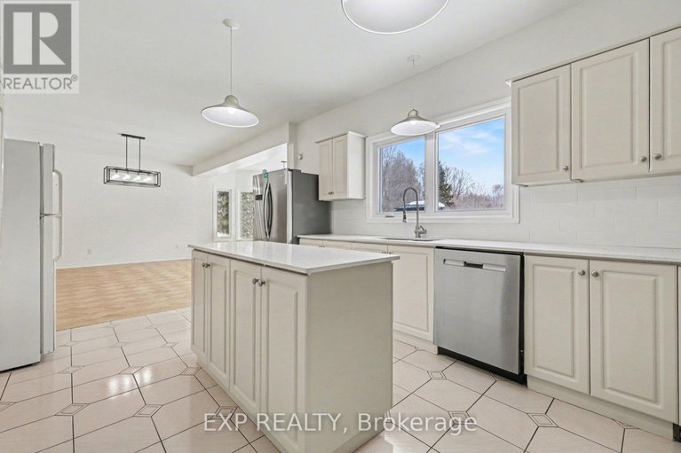 29425295/5749-knights-drive/manotick-east-to-manotick-station/ottawa/ontario/K4M1K2_12