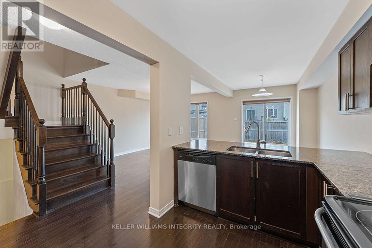 28367526/203-kingswell-street/leitrim/ottawa/ontario/K1T0L1_9