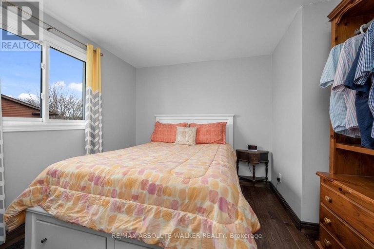 29601665/21-pattermead-crescent/hunt-clubwestern-community/ottawa/ontario/K1V0A1_26