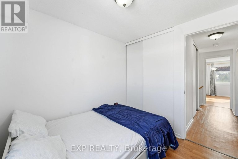 29366242/78-36-barrow-crescent/katimavik/ottawa/ontario/K2L2K1_26