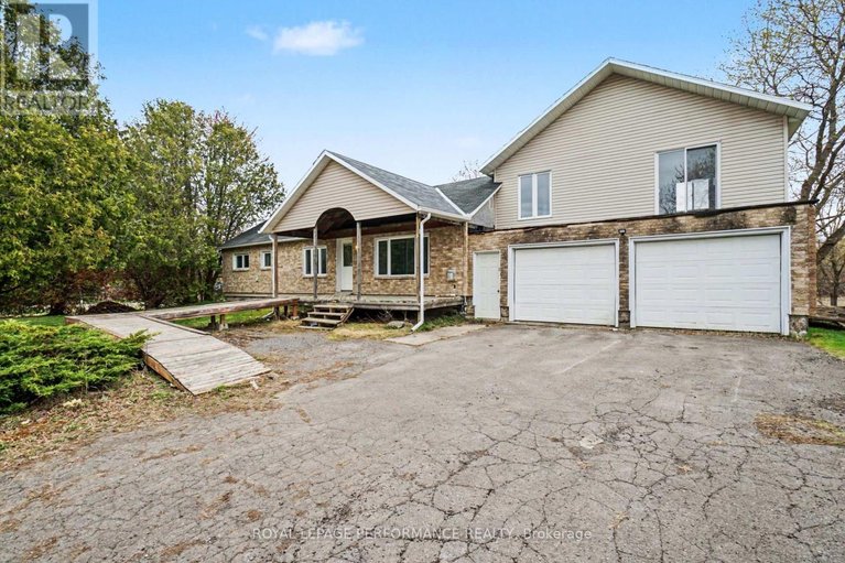 29682894/4946-thunder-road/carlsbad-springs/ottawa/ontario/K0A1K0_3