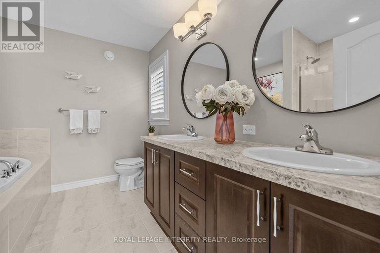 29609927/362-warmstone-drive/stittsville-north/ottawa/ontario/K2S0W3_30