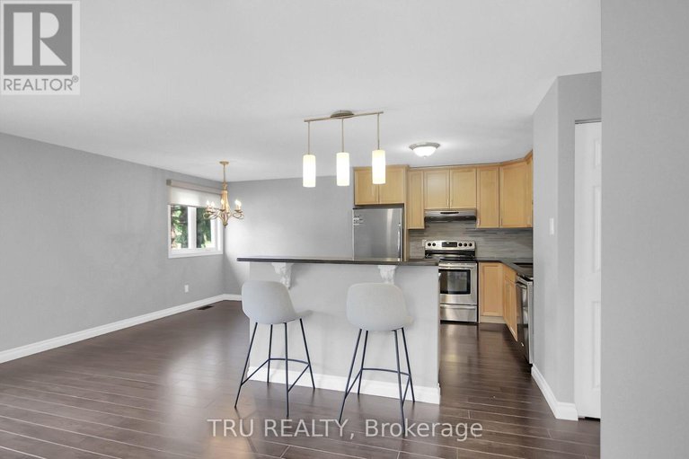 29148422/132-rothesay-drive/glencairnhazeldean/ottawa/ontario/K2L1P1_11