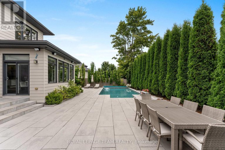 28689436/250-sunnyridge-crescent/emerald-meadowstrailwest/ottawa/ontario/K2M0H3_44