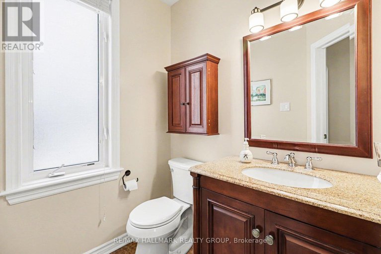 29357933/241-trail-side-circle/springridgeeast-village/ottawa/ontario/K4A5B5_13