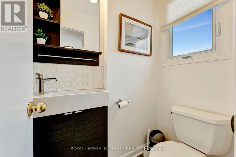28814849/66-tarquin-crescent/westcliffe-estates/ottawa/ontario/K2H8J9_15