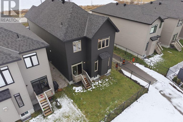 29145245/352-monticello-avenue/emerald-meadowstrailwest/ottawa/ontario/K2S2S5_35