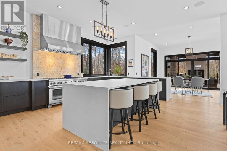 29569924/131-cherryhill-drive/huntley-ward-south-east/ottawa/ontario/K0A1L0_20