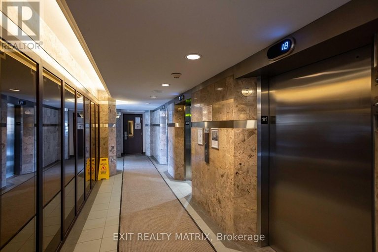 29636684/1007-2759-carousel-crescent/emerald-woodssawmill-creek/ottawa/ontario/K1T2N5_5