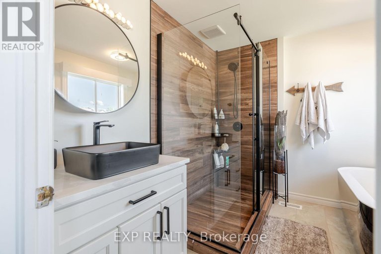 28562164/97-castle-glen-crescent/glencairnhazeldean/ottawa/ontario/K2L4G9_34