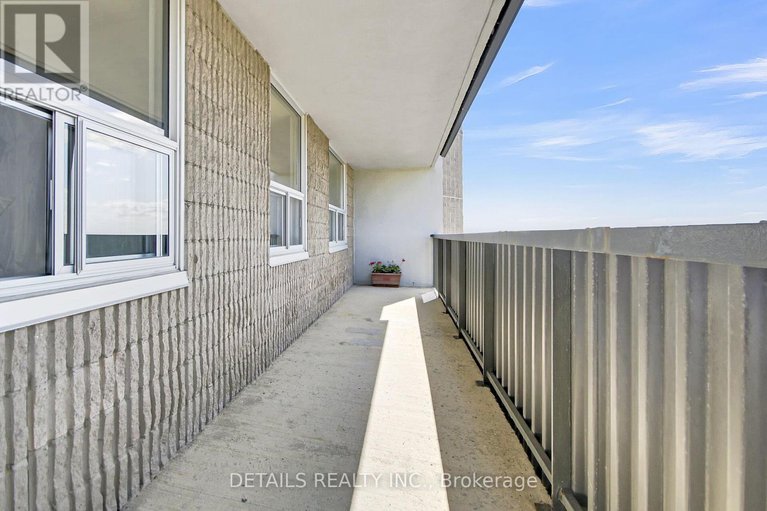28857825/803-1380-prince-of-wales-drive/carleton-square/ottawa/ontario/K2C3N5_26