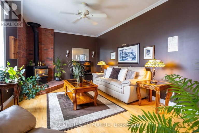 28213004/124-menard-street/embrun/russell/ontario/K0A1W1_17