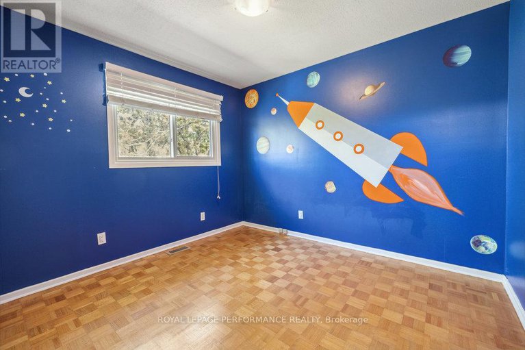 28308473/2045-deerhurst-court/beacon-hill-north/ottawa/ontario/K1J8H2_26