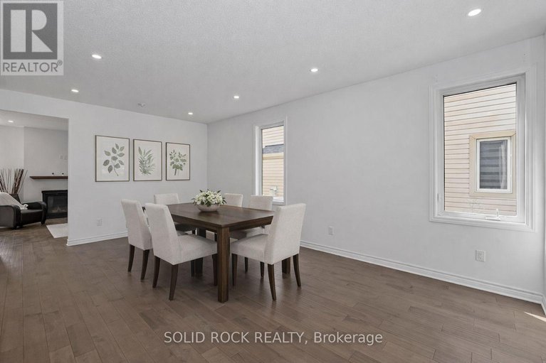 28814224/149-minikan-street/blossom-parkkemp-parkfindlay-creek/ottawa/ontario/K1X0E5_6