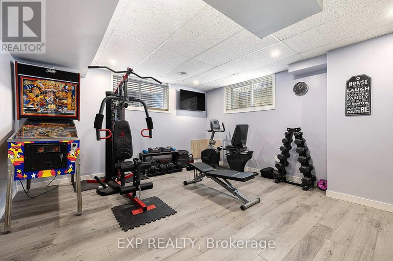 28647613/184-harbour-view-street-e/strandherd/ottawa/ontario/K2G7B4_36