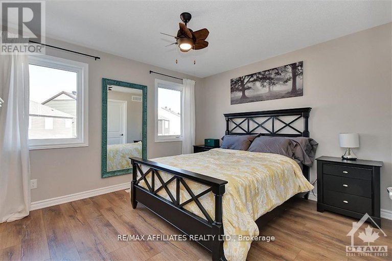 28578072/514-broadleaf-street/avalon-west/ottawa/ontario/K4A1A4_16