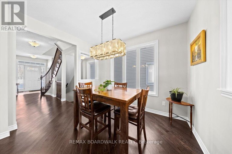 29434197/130-pinelock-street/emerald-meadowstrailwest/ottawa/ontario/K2M0L5_9