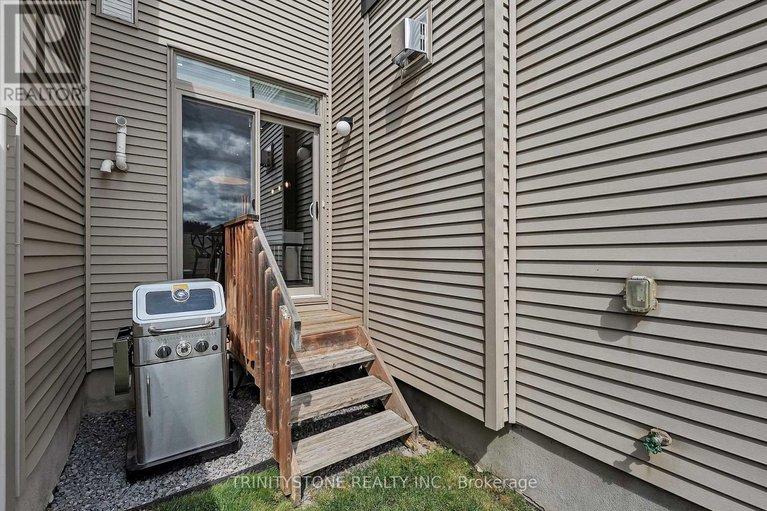 28836984/127-shinny-avenue/emerald-meadowstrailwest/ottawa/ontario/K2V0G3_38