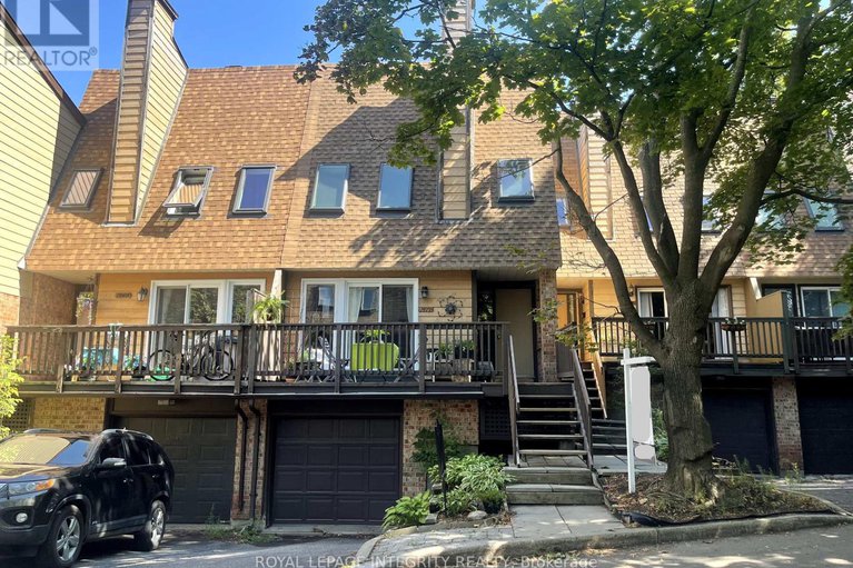 28841165/1471-bryson-lane/sawmill-creektimbermill/ottawa/ontario/K1T2T7_1